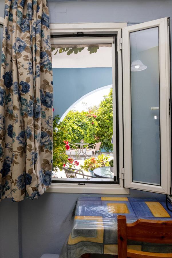 Irini Studios In Tinos اجيوس ايوانيس المظهر الخارجي الصورة